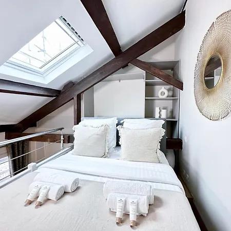 Appartamento Stylish Duplex In Front Of Buttes-chaumont Parigi